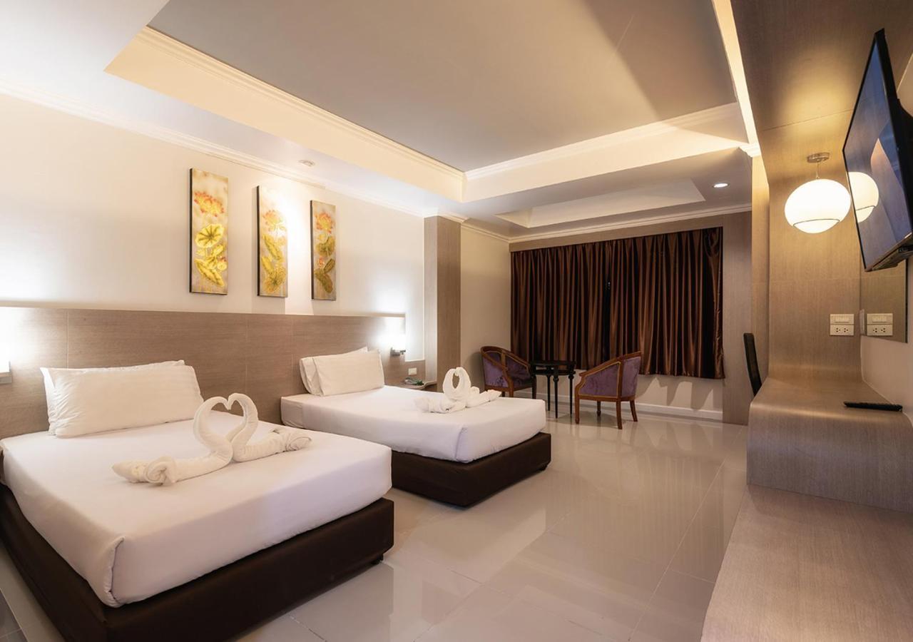 The Rich Hotel Nakhonratchasima Exteriör bild