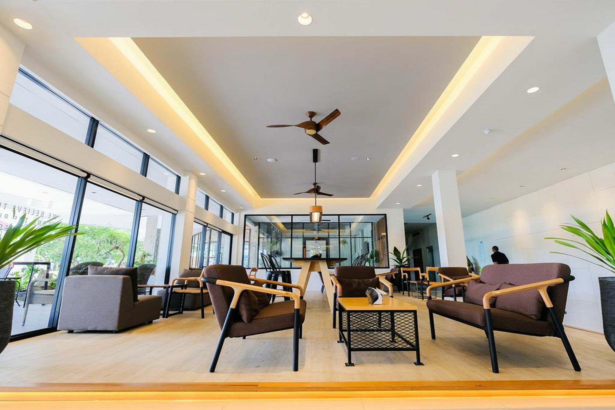 The Rich Hotel Nakhonratchasima Exteriör bild