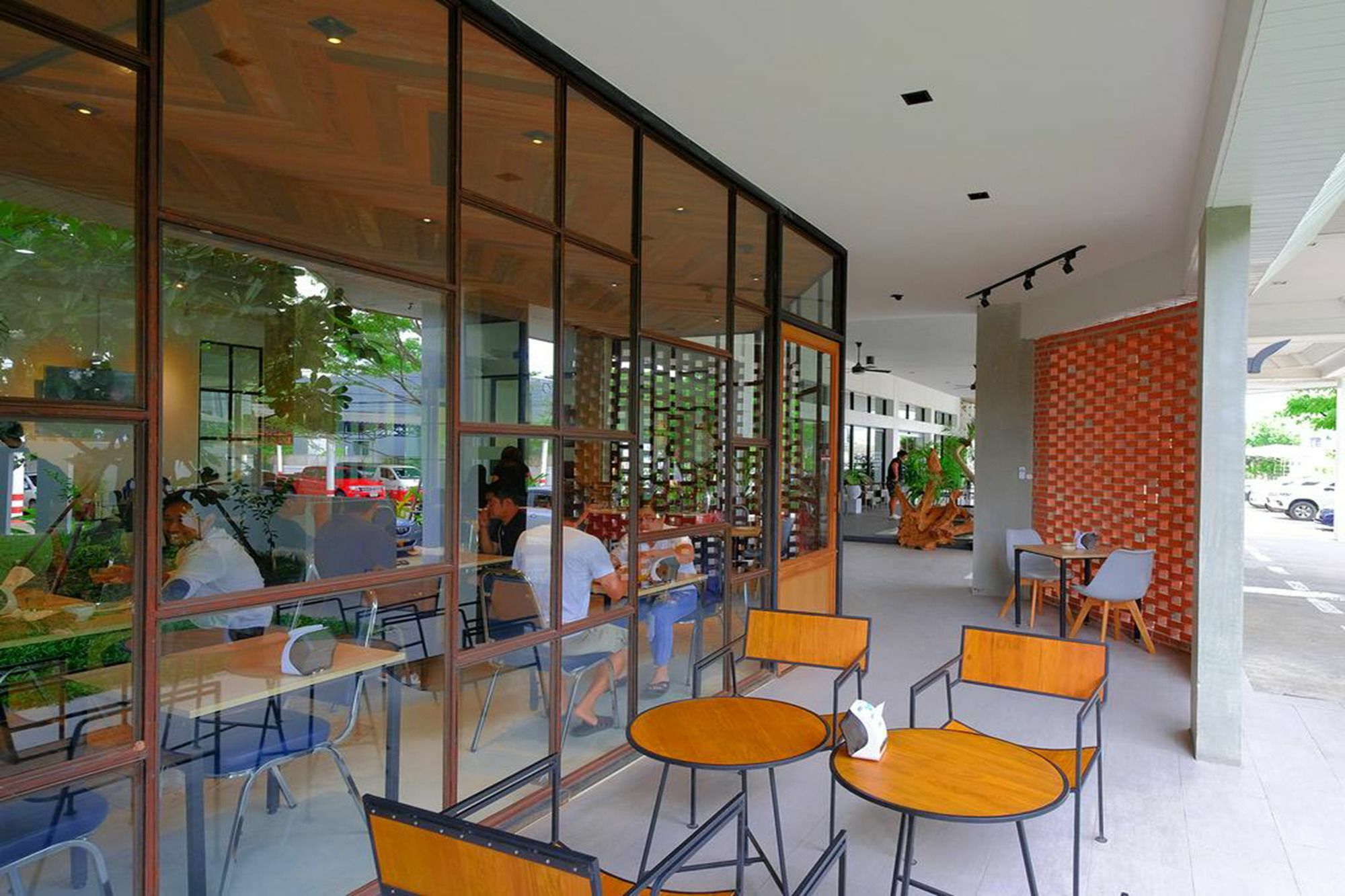The Rich Hotel Nakhonratchasima Exteriör bild