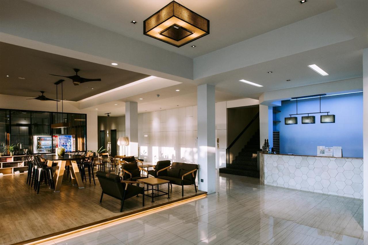 The Rich Hotel Nakhonratchasima Exteriör bild